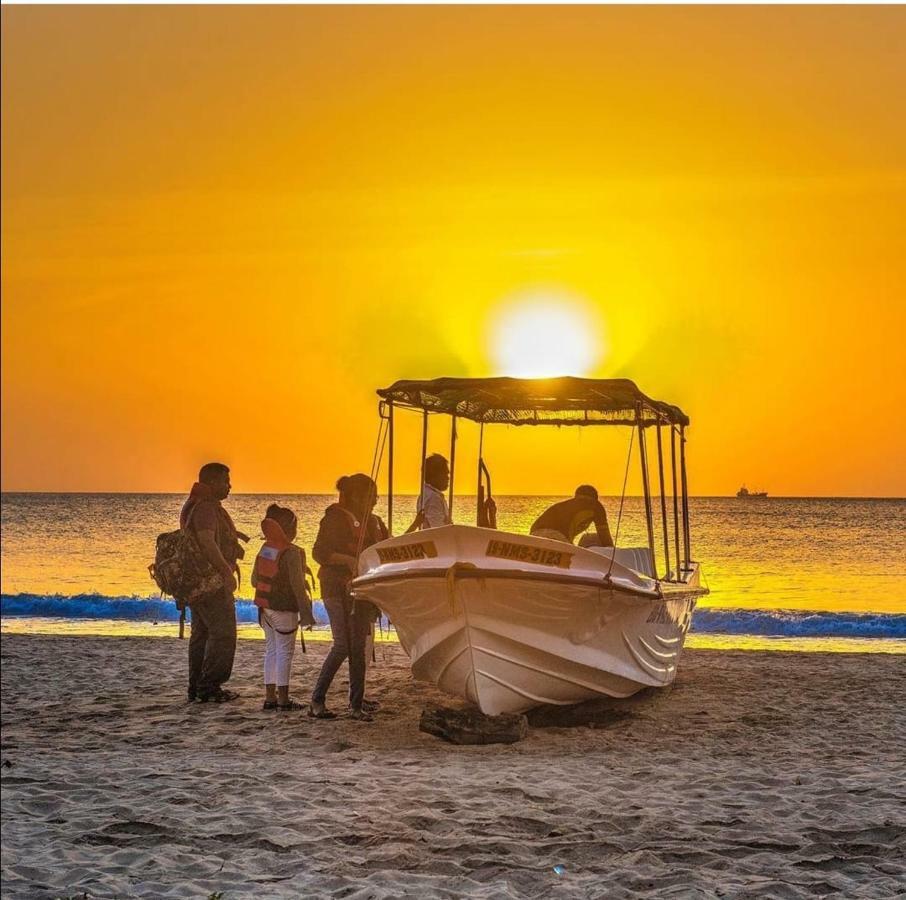 فندق Trinco Relax Hut تريكونامالاي المظهر الخارجي الصورة